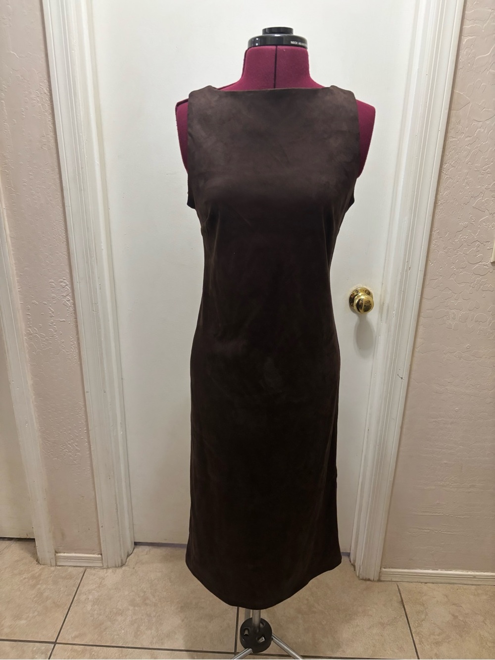 NWT Sincerely Jules Classic Sleeveless Brown faux suede Sheath Dress, Size M